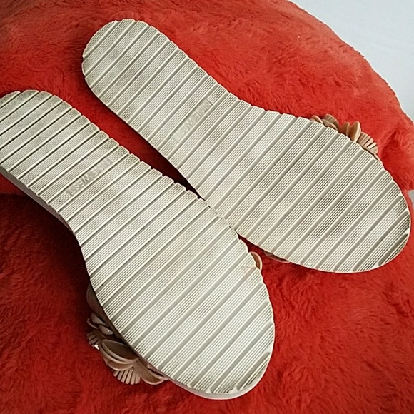 Nine West Sandals - Picture 3 of 4